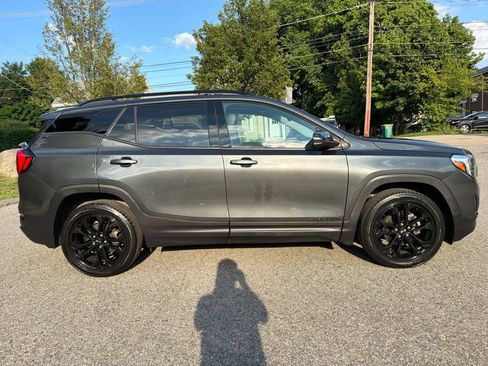 Used 2020 GMC Terrain SLT w/ Preferred Package AWD/4WD image 7