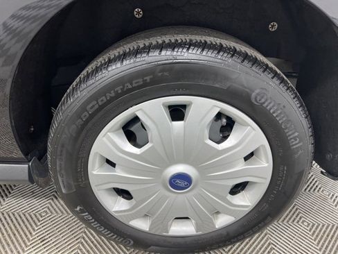 Used 2021 Ford Transit Connect XL image 9