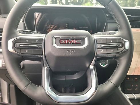 New 2026 GMC Terrain Elevation w/ Technology Package II FWD image 17