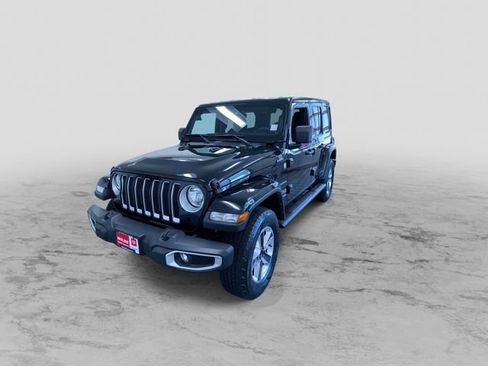 Used 2021 Jeep Wrangler Unlimited Sahara w/ Cold Weather Group AWD/4WD image 6