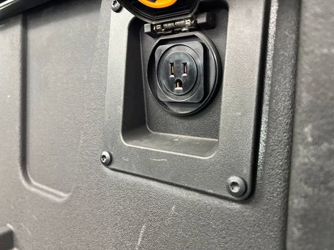 Used 2024 Toyota Tundra Platinum RWD image 37