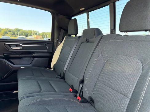 Used 2019 RAM 1500 Big Horn AWD/4WD image 30