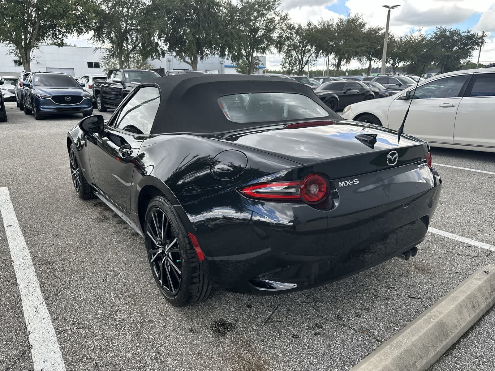 New 2026 MAZDA MX-5 Miata Grand Touring RWD image 5