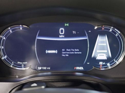 Used 2018 Cadillac Escalade ESV Luxury image 16