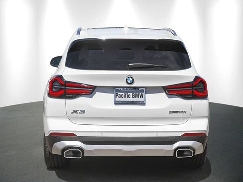 Used 2024 BMW X3 sDrive30i w/ Premium Package RWD image 5