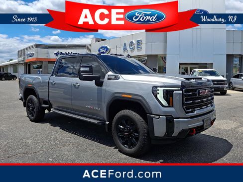 Used 2025 GMC Sierra 2500 AT4 AWD/4WD image 1