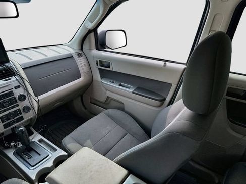 Used 2010 Ford Escape XLT FWD image 20