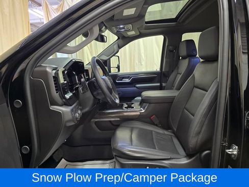 Used 2024 Chevrolet Silverado 2500 LTZ w/ LTZ Plus Package AWD/4WD image 17