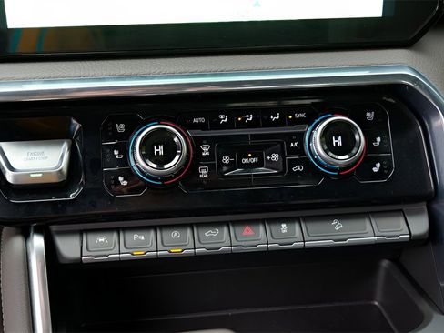 New 2026 GMC Sierra 1500 Denali w/ Technology Package image 16