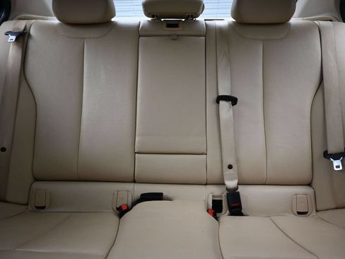 Used 2015 BMW 328i xDrive Sedan AWD/4WD image 29