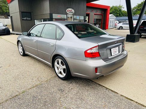 Used 2009 Subaru Legacy 2.5i Special Edition AWD/4WD image 2