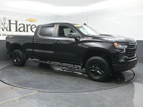 Used 2024 Chevrolet Silverado 1500 LT Trail Boss w/ Convenience Package II AWD/4WD image 6