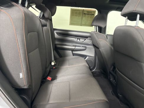 Used 2025 Honda CR-V Sport image 27