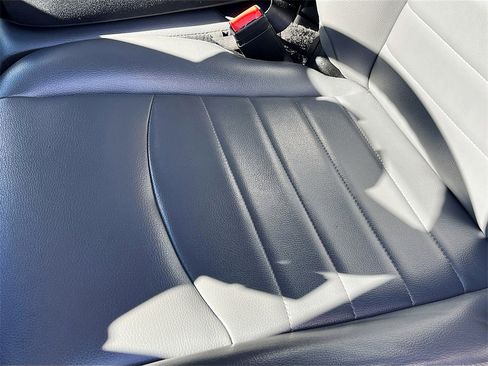 Used 2021 RAM 1500 Tradesman w/ Chrome Appearance Group image 18