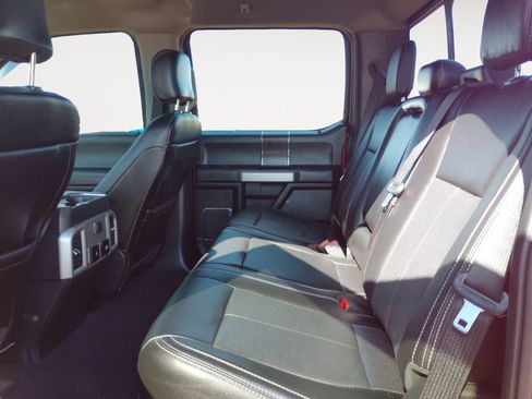 Used 2020 Ford F250 Lariat image 13