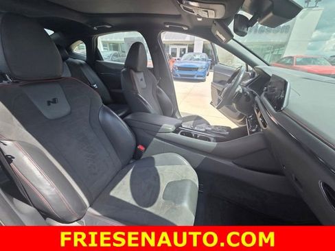 Used 2022 Nissan Altima 2.5 SR image 24
