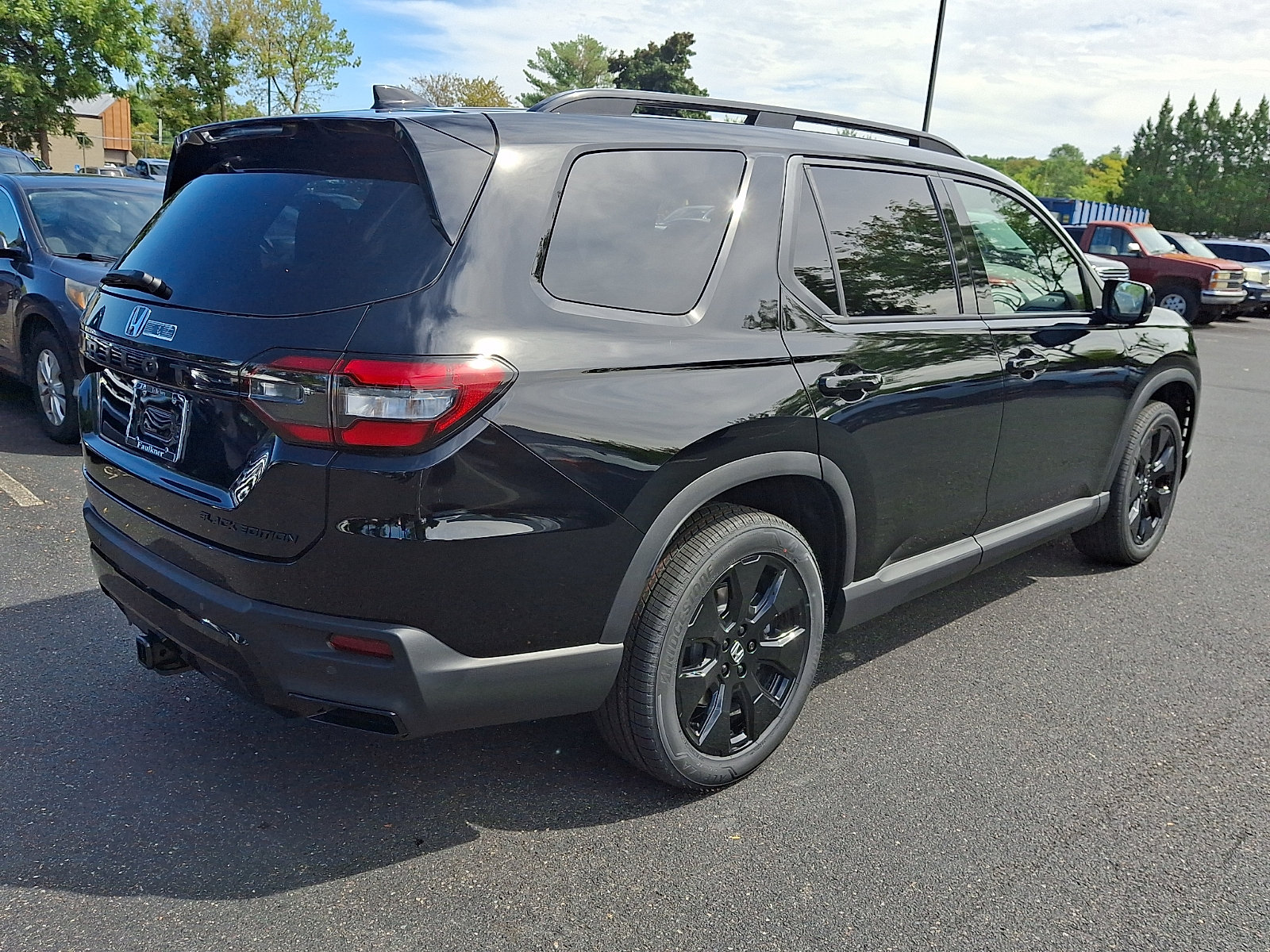 New 2026 Honda Pilot Black Edition image 4