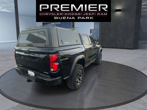 Used 2024 Chevrolet Colorado ZR2 w/ Technology Package image 2