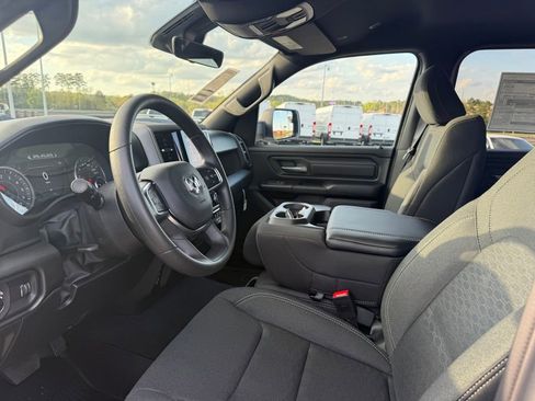 New 2026 RAM 1500 Tradesman AWD/4WD image 10