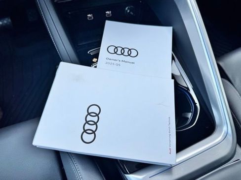 Used 2025 Audi Q5 Premium Plus image 16