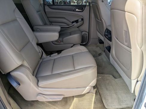 Used 2016 GMC Yukon XL SLT w/ Open Road Package image 32