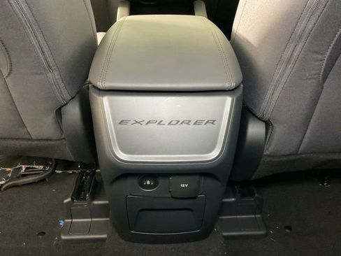 New 2026 Ford Explorer Active image 17