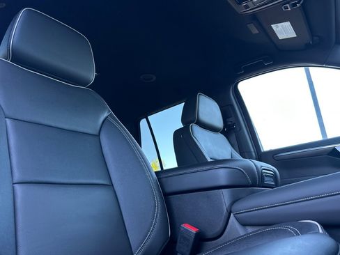 New 2026 Chevrolet Tahoe Premier image 18