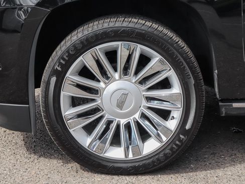 Used 2019 Cadillac Escalade Platinum image 52