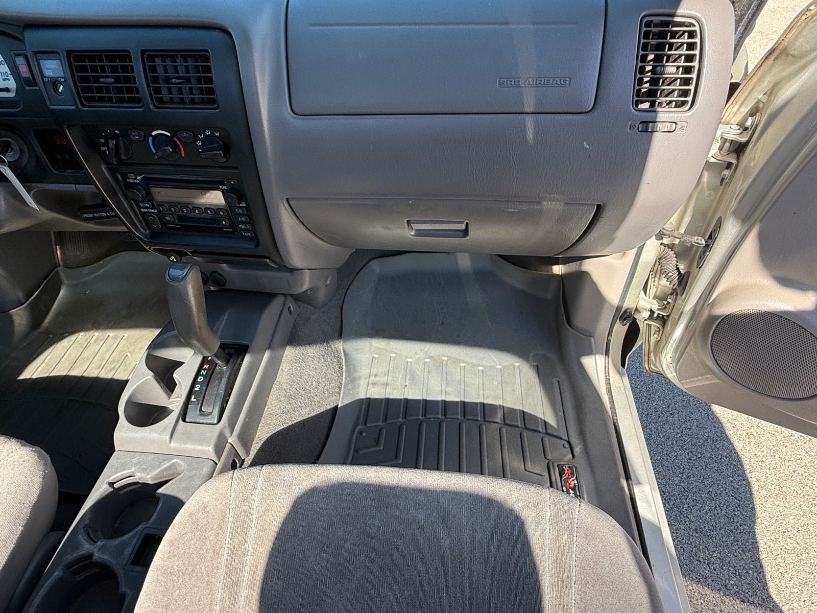 Used 2002 Toyota Tacoma 2WD Regular Cab image 16