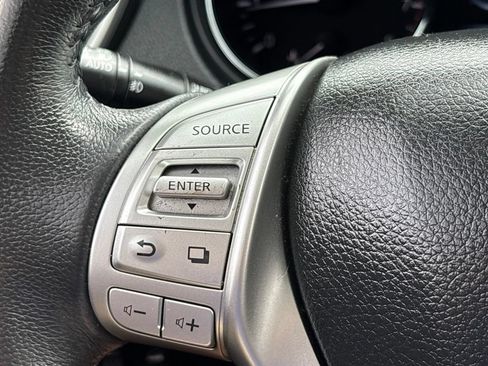 Used 2014 Nissan Rogue SL w/ SL Premium Package AWD/4WD image 22
