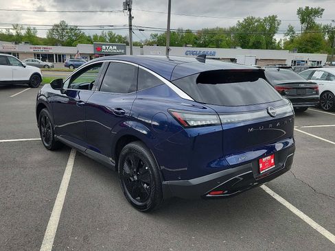 Used 2025 Nissan Murano SV AWD/4WD image 6