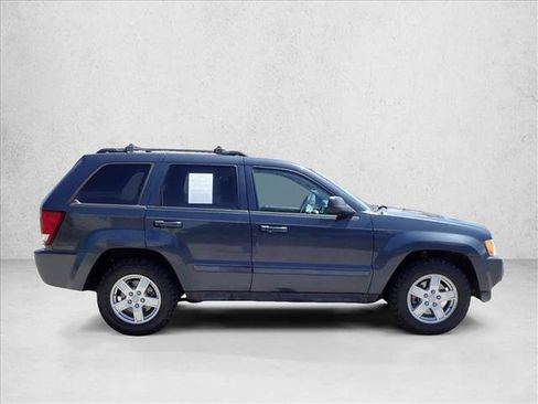 Used 2007 Jeep Grand Cherokee Laredo AWD/4WD image 5