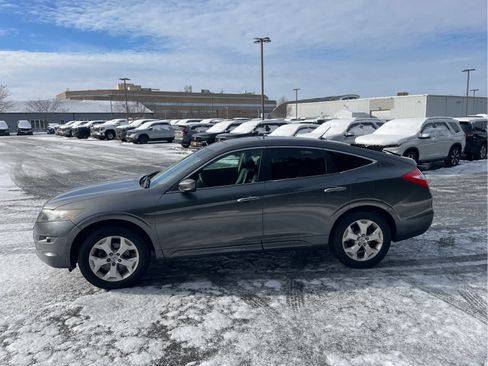 Used 2010 Honda Crosstour EX-L image 2
