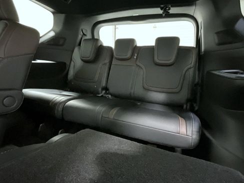 New 2026 Nissan Armada SL w/ Captain's Chari Seat Package AWD/4WD image 12