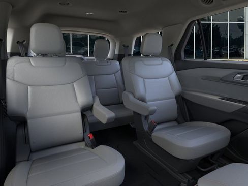 New 2025 Ford Explorer Active w/ Active Comfort Package image 11
