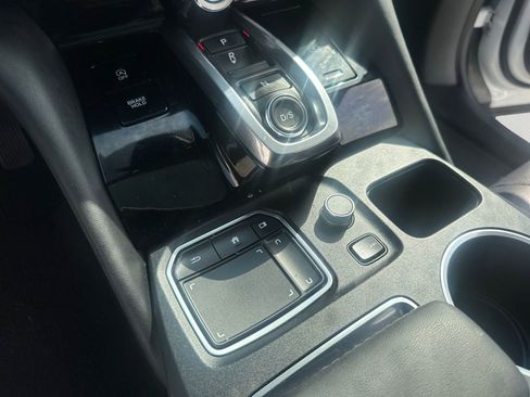 Used 2024 Acura MDX SH-AWD w/ Technology Package image 19