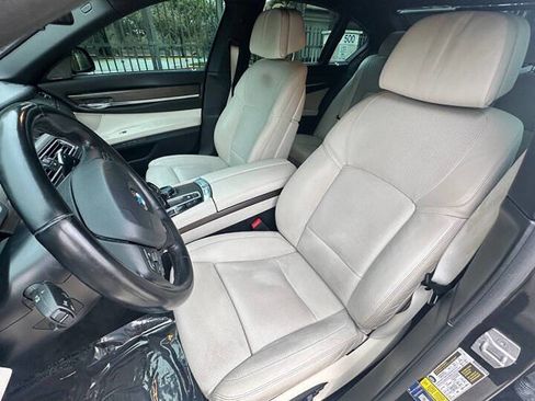 Used 2015 BMW 750i 750i 4dr Sedan image 14