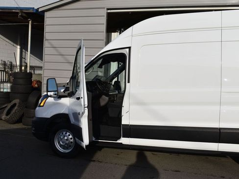 New 2025 Ford Transit 350 Base image 9
