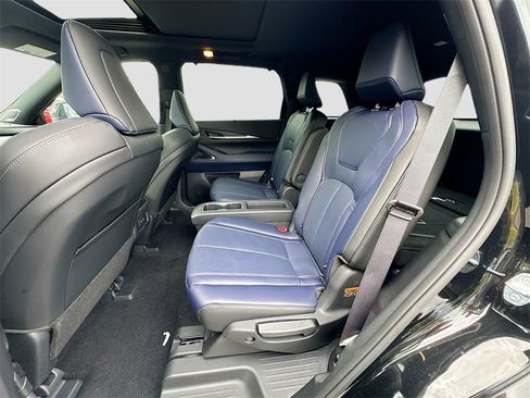 Used 2026 INFINITI QX60 Sport w/ Dark Cargo Package image 27