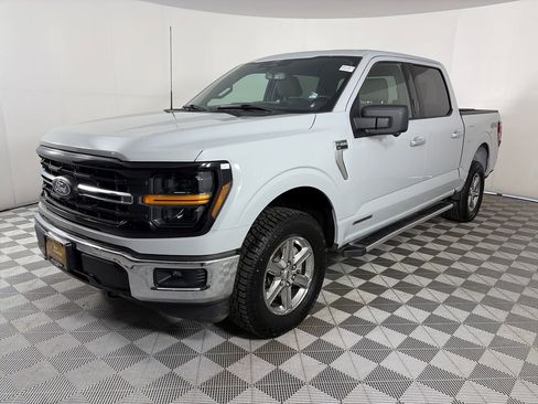 Certified 2024 Ford F150 XLT w/ Mobile Office Package image 3