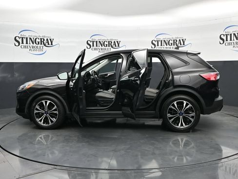 Used 2022 Ford Escape SE w/ SE Sport Appearance Package FWD image 40