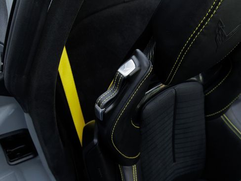 Used 2024 Chevrolet Corvette Z06 w/ Battery Protection Package image 33