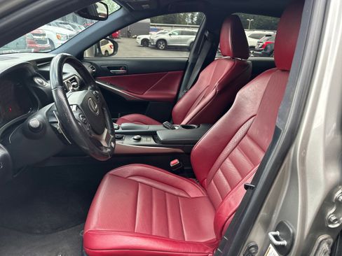 Used 2016 Lexus IS 300 AWD image 9