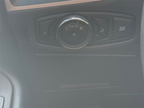 Used 2024 Ford Edge SEL image 23