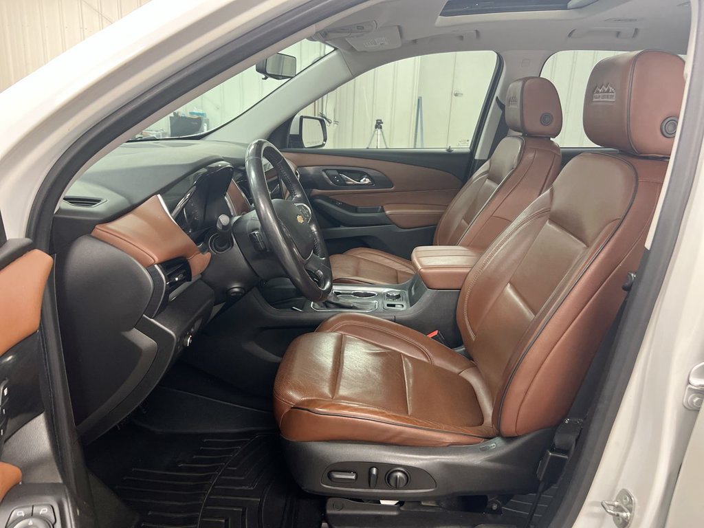 Used 2018 Chevrolet Traverse High Country AWD/4WD image 20