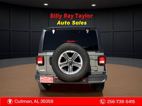 Used 2021 Jeep Wrangler Unlimited Sahara image 6