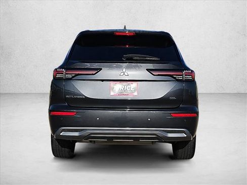 Used 2025 Mitsubishi Outlander SEL FWD image 7