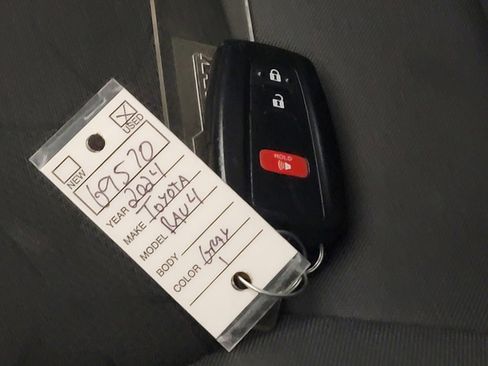 Used 2024 Toyota RAV4 XLE image 25