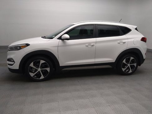 Used 2017 Hyundai Tucson Sport FWD image 2