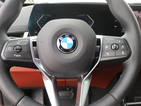 Used 2026 BMW X1 xDrive28i w/ Convenience Package AWD/4WD image 17